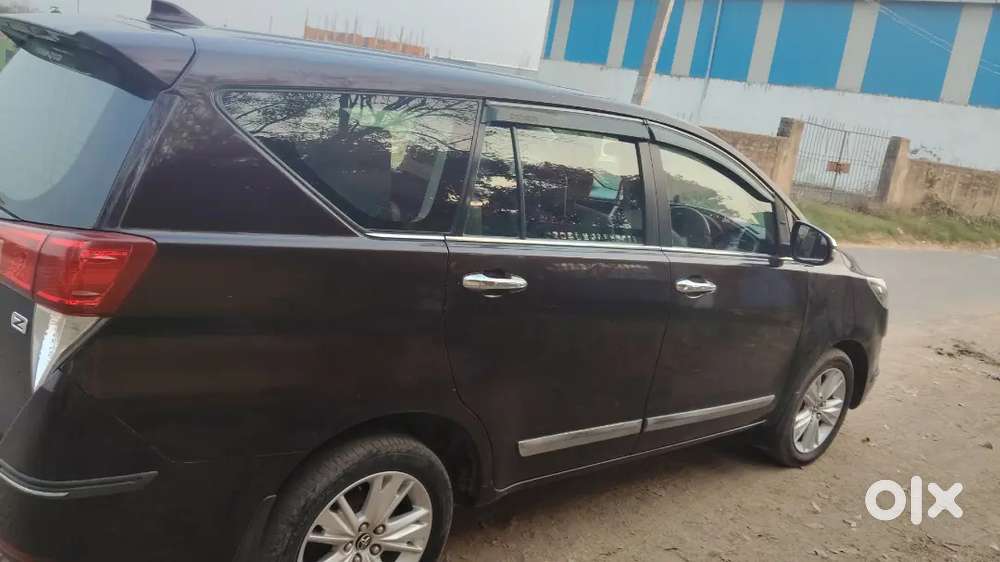Toyota Innova Crysta 2019
