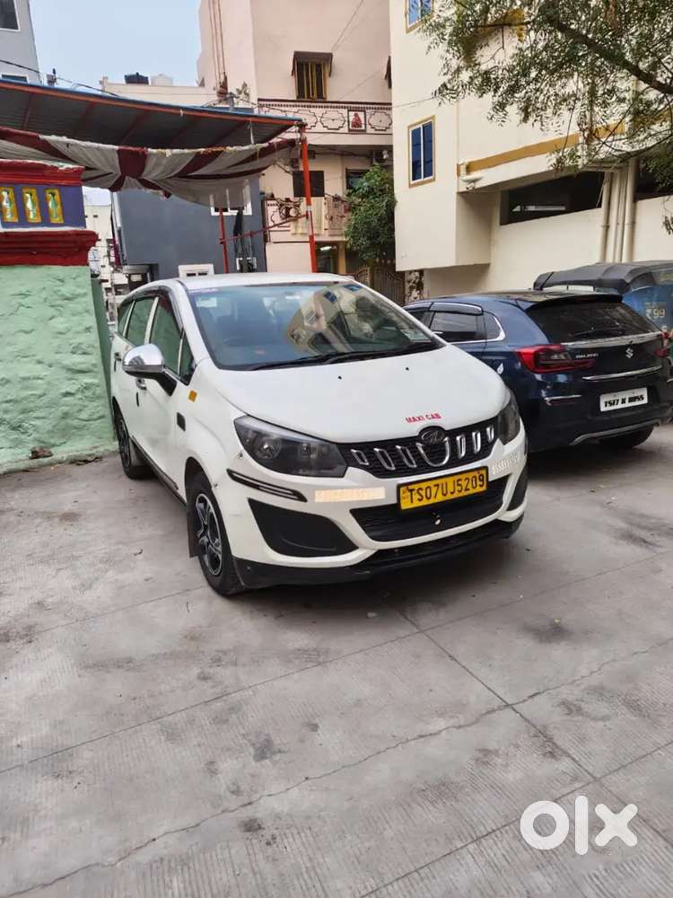 Mahindra Marazzo Diesel 2020