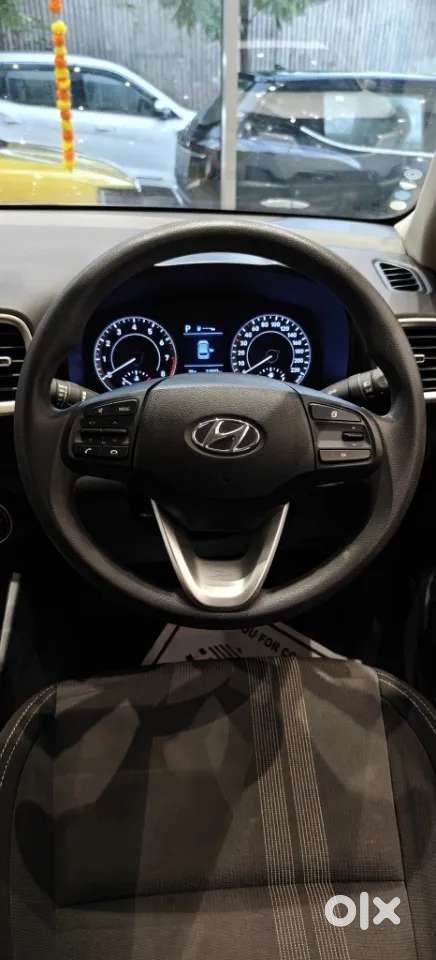 Hyundai Venue 1.0 S (o) Turbo Dct, 2021, Petrol