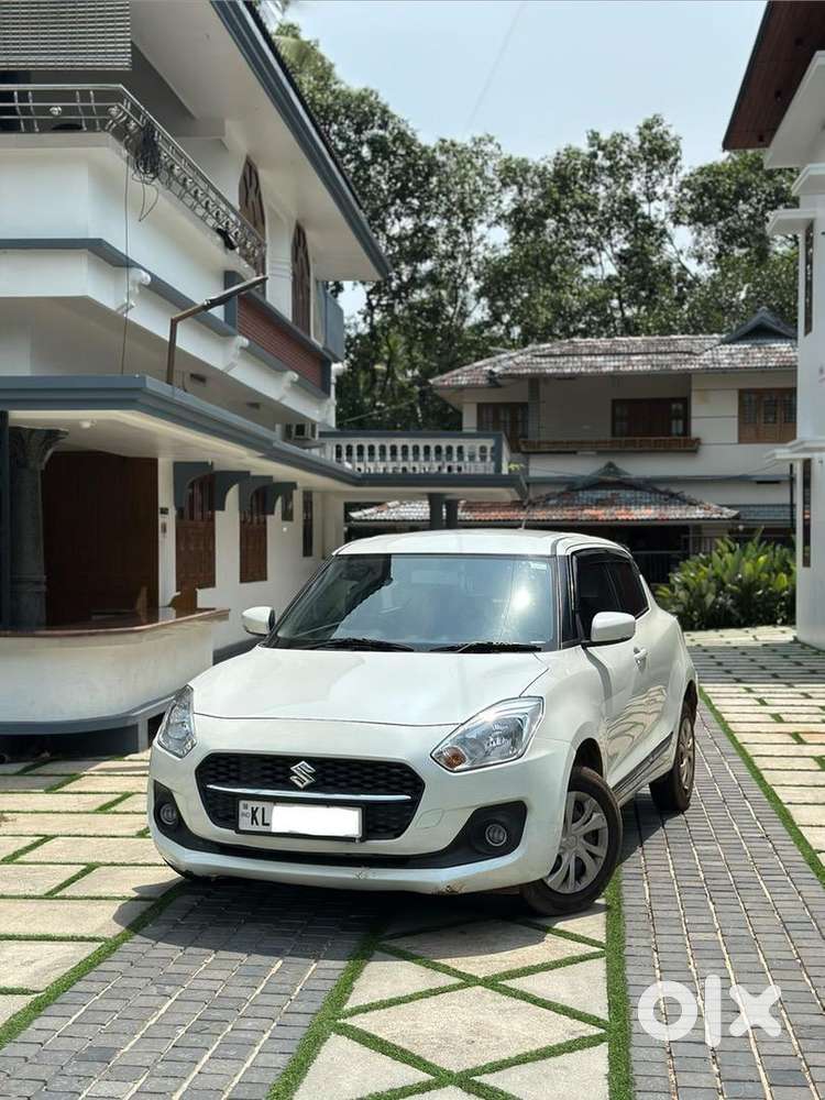 Maruti Suzuki Swift 2023 Petrol