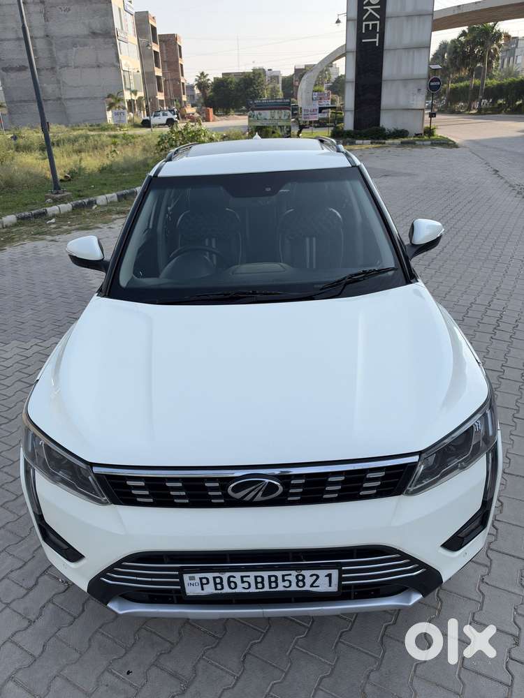 Mahindra Xuv300 W8 Option Diesel, 2022, Diesel