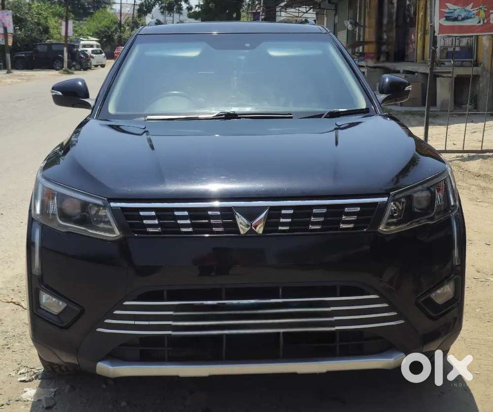 Selling Xuv300 W8 Diesel W8 January 2023 Make