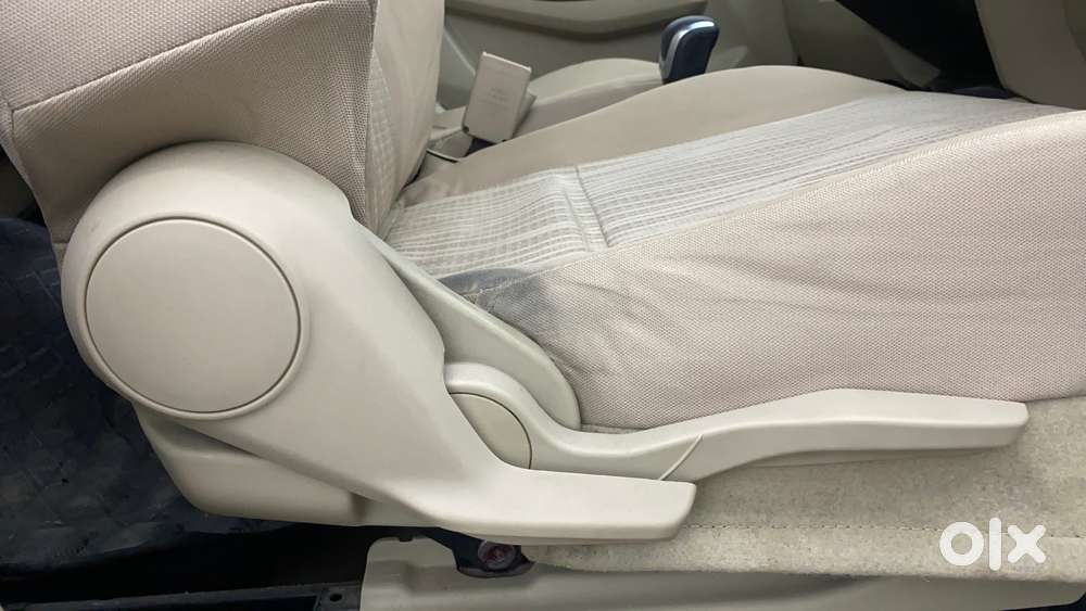 Maruti Suzuki Swift Dzire Zxi + Amt, 2018, Petrol