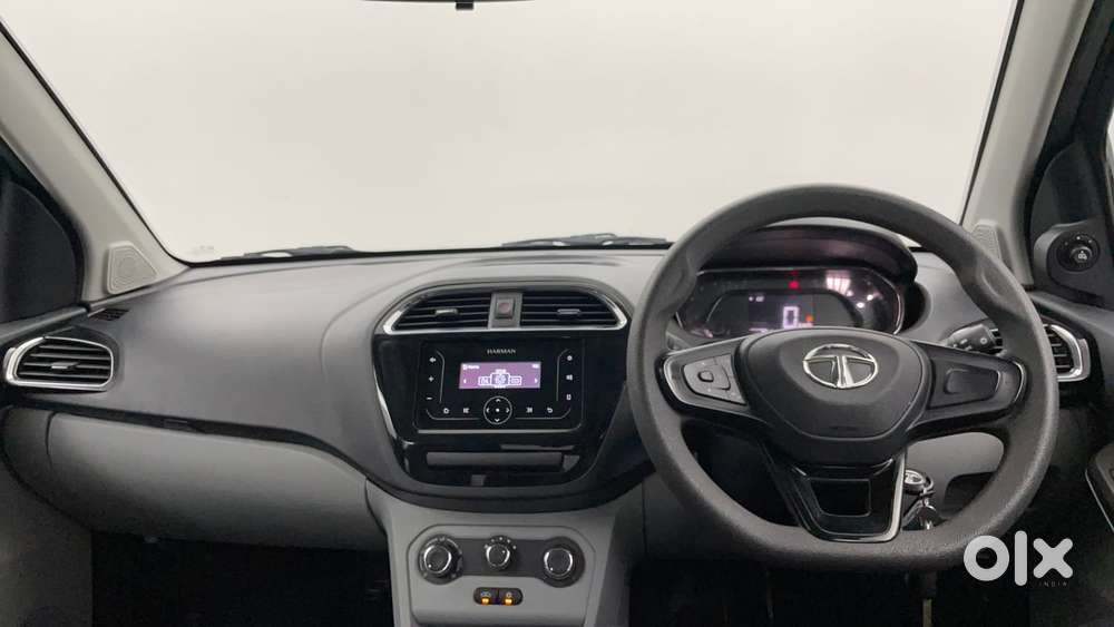 Tata Tiago 1.2 Revotron Xt Option, 2022, Petrol