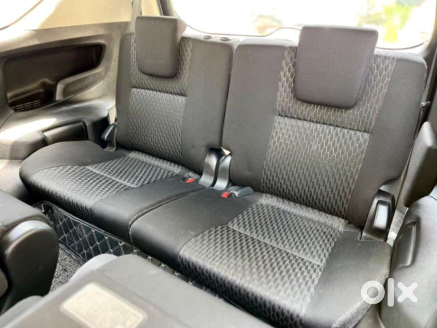 Toyota Innova Crysta 2.4 G Mt, 2022, Diesel