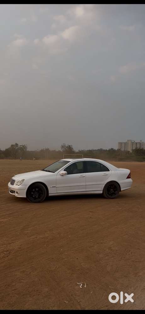 Mercedes-benz C-class 2006 Petrol Well Maintained