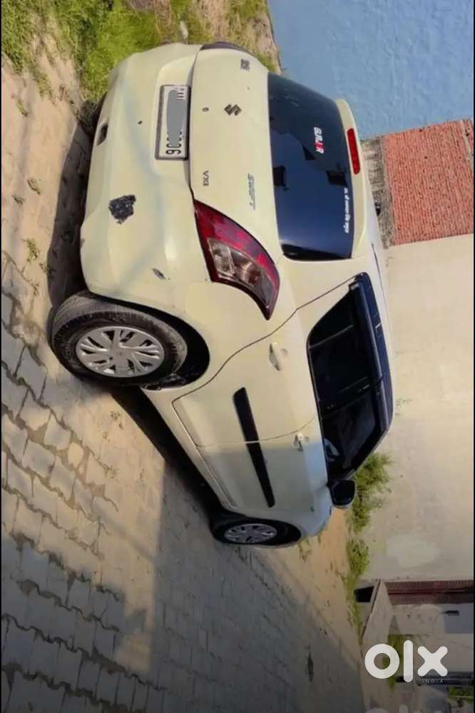 Maruti Suzuki Swift Petrol + Cng Company Fitted2nd 2011