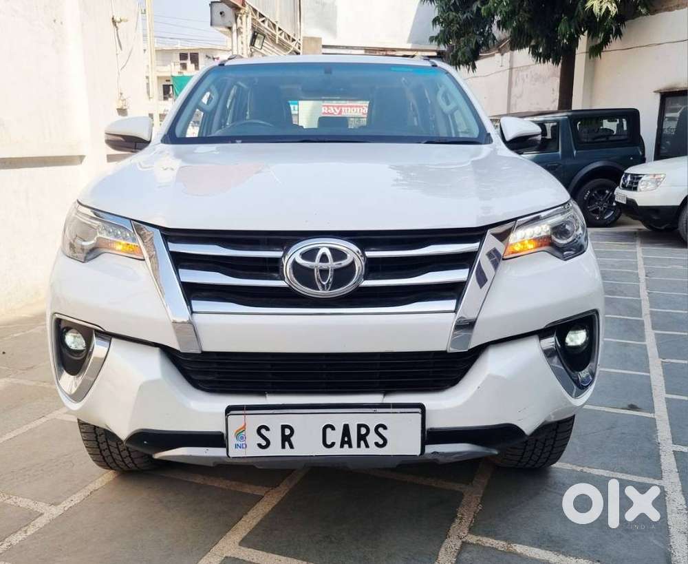 Toyota Fortuner 4x2 At 2.8 Diesel, 2021, Diesel