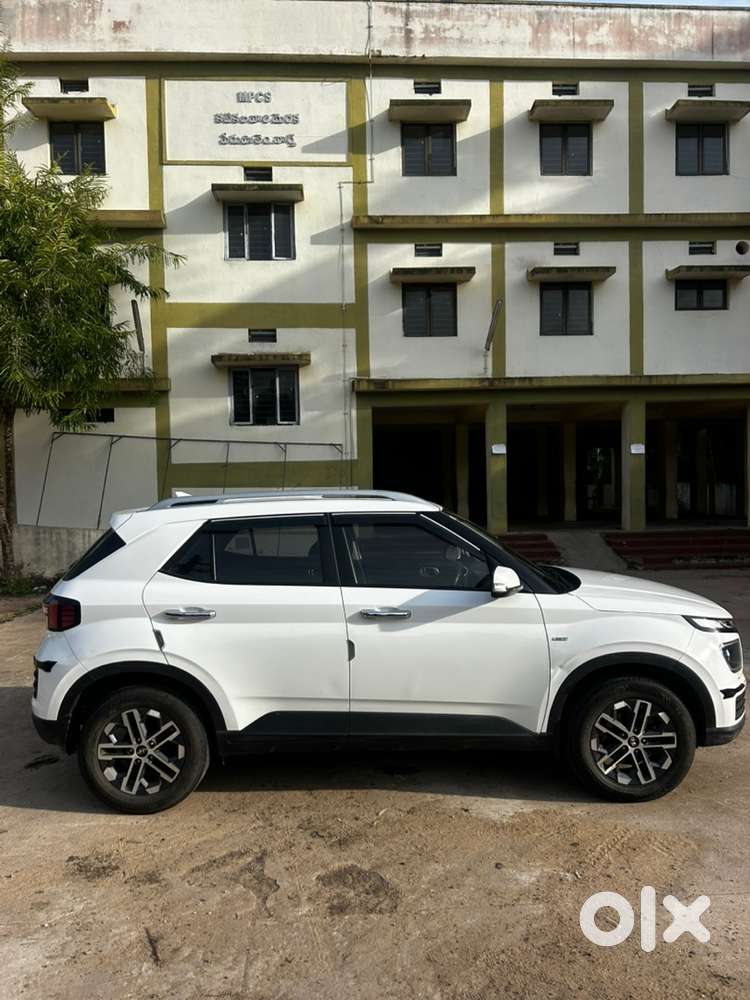 Hyundai Venue 2022 Petrol