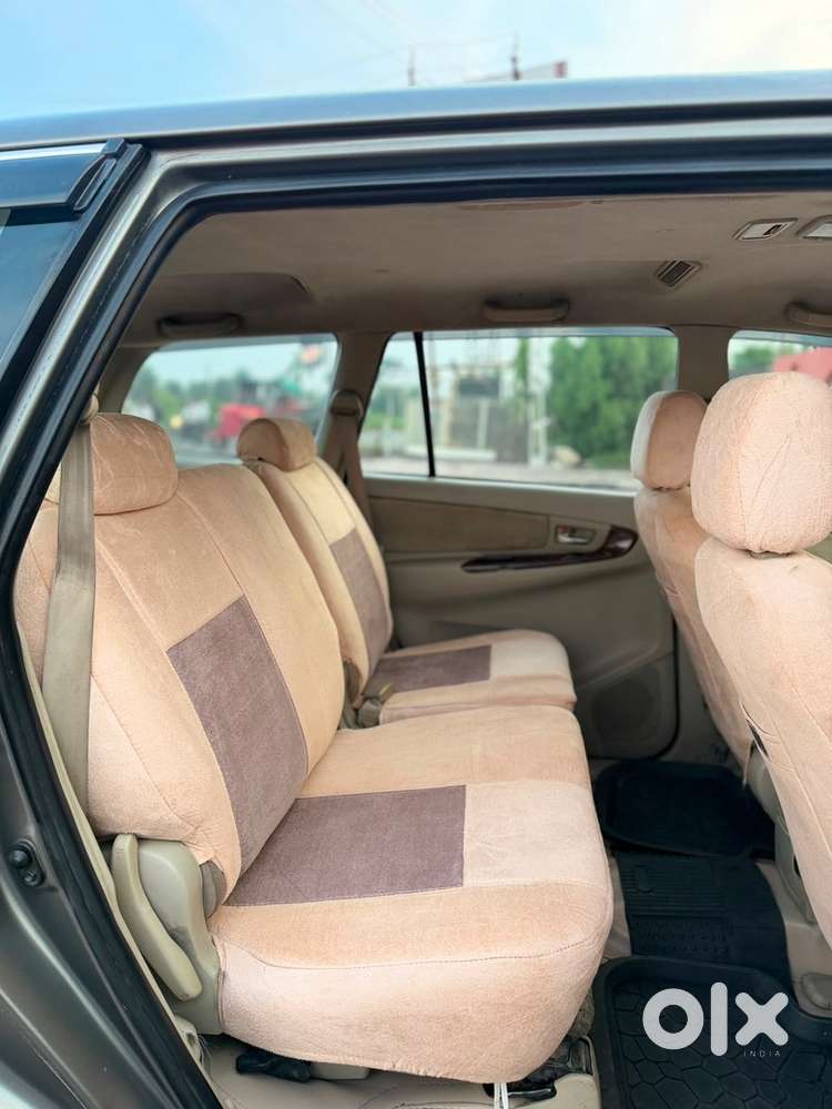 Toyota Innova Diesel 2015