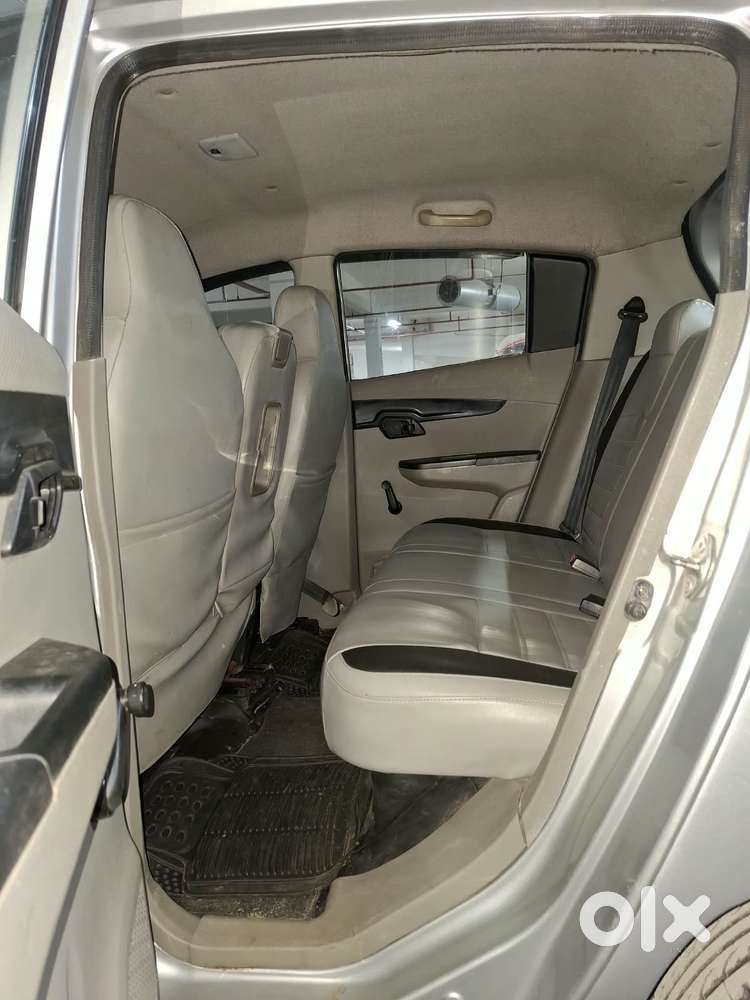 Mahindra Kuv 100 Mfalcon G80 K4 Plus, 2016, Petrol