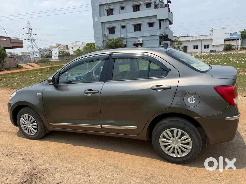 Maruti Suzuki Dzire 2019 Diesel 82000 Km Driven