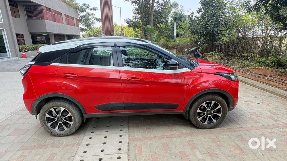 Single Handily Driven Tata Nexon Diesel Top Model
