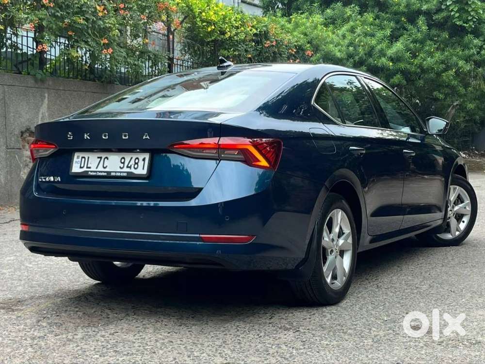 Skoda Octavia 1.8 Tsi At Style, 2023, Petrol