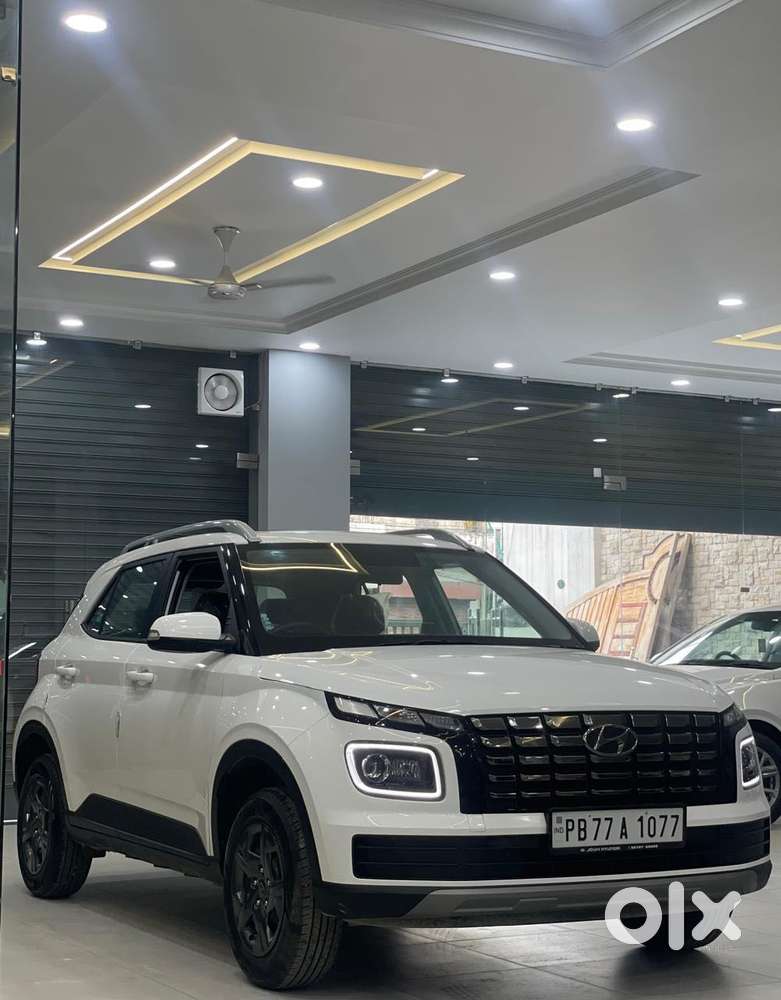 Hyundai Venue S (o) 1.2 Petrol Knight Edition, 2025, Petrol