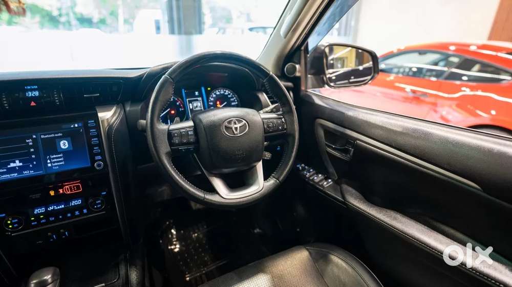 Toyota Fortuner, 2024, Petrol