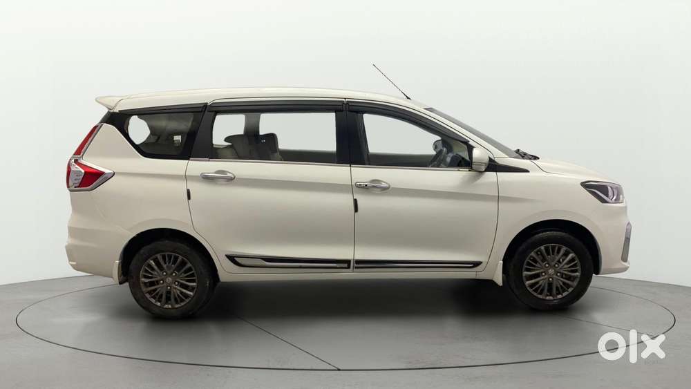Maruti Suzuki Ertiga Zxi Plus Shvs, 2020, Petrol