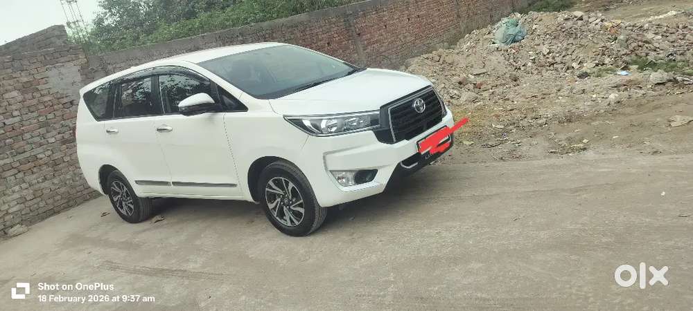 Toyota Innova Crysta 2024 Diesel 72000 Km Driven