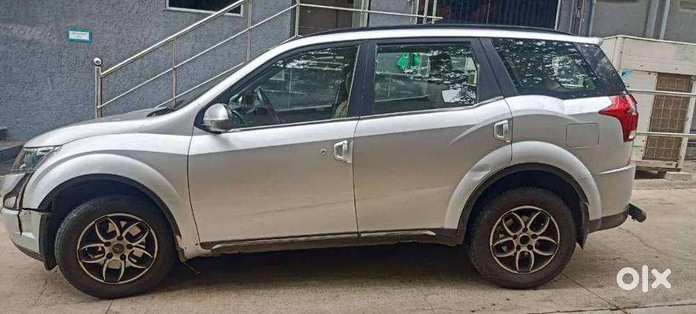 Mahindra Xuv500 Fwd W7 At- 6 Years 9 Month
