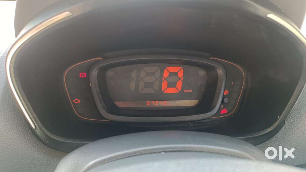 Renault Kwid 1.0 Rxt Optional, 2016, Petrol