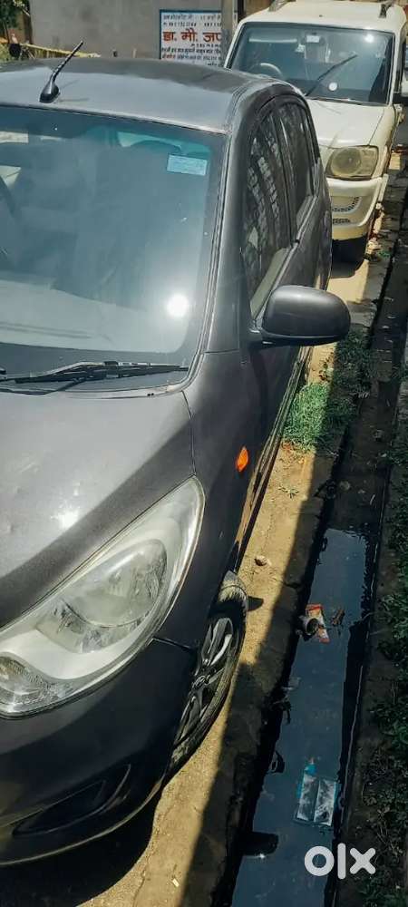 Hyundai I10 2012 Cng & Hybrids 98000 Km Driven
