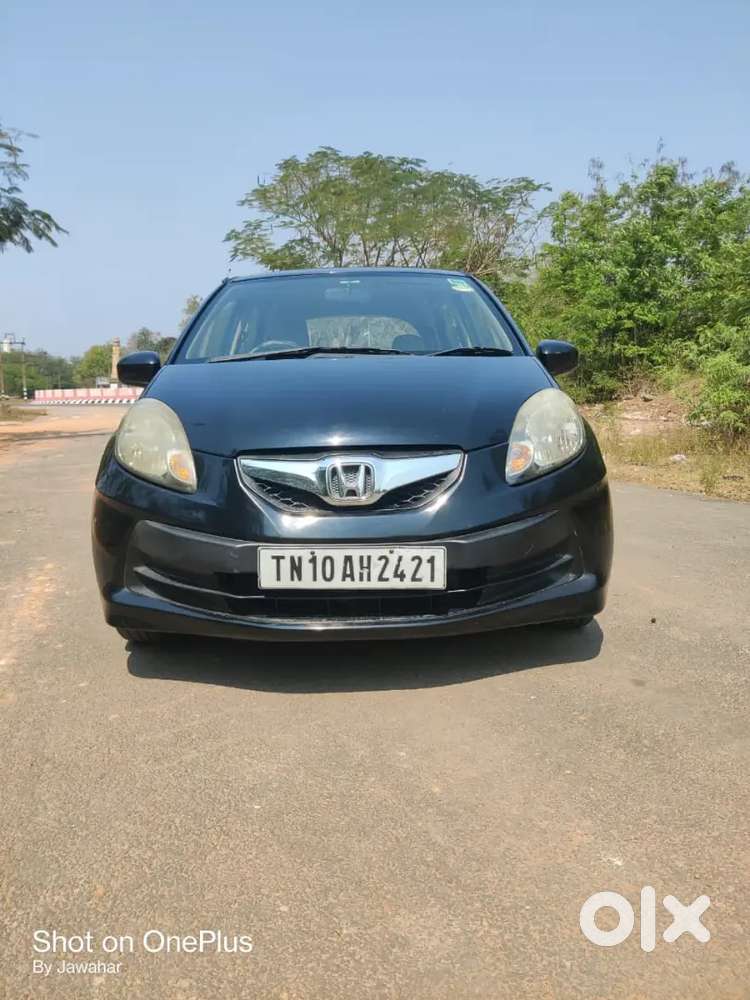Honda Brio 2012 Petrol Well Maintained