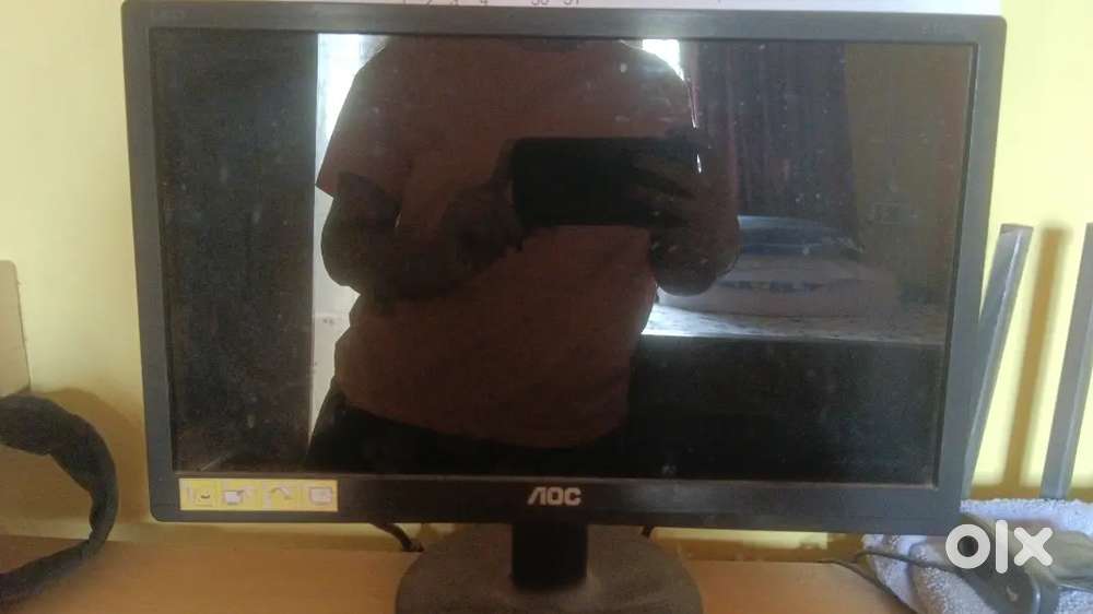 AOC Monitor