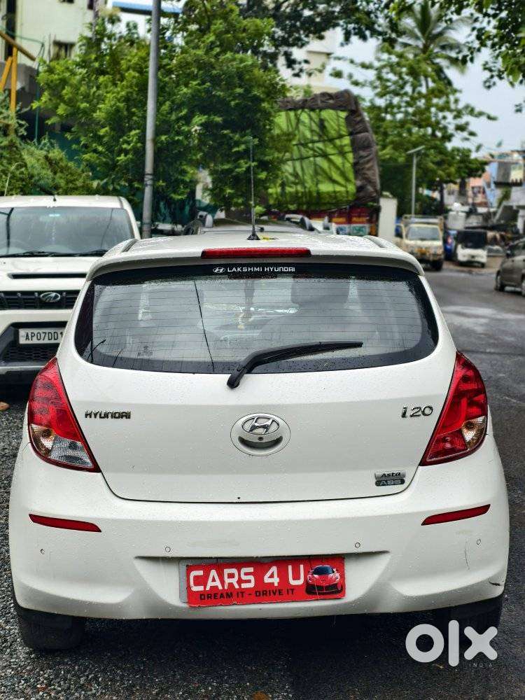 Hyundai I20 Asta 1.2 O With Sunroof, 2013, Petrol