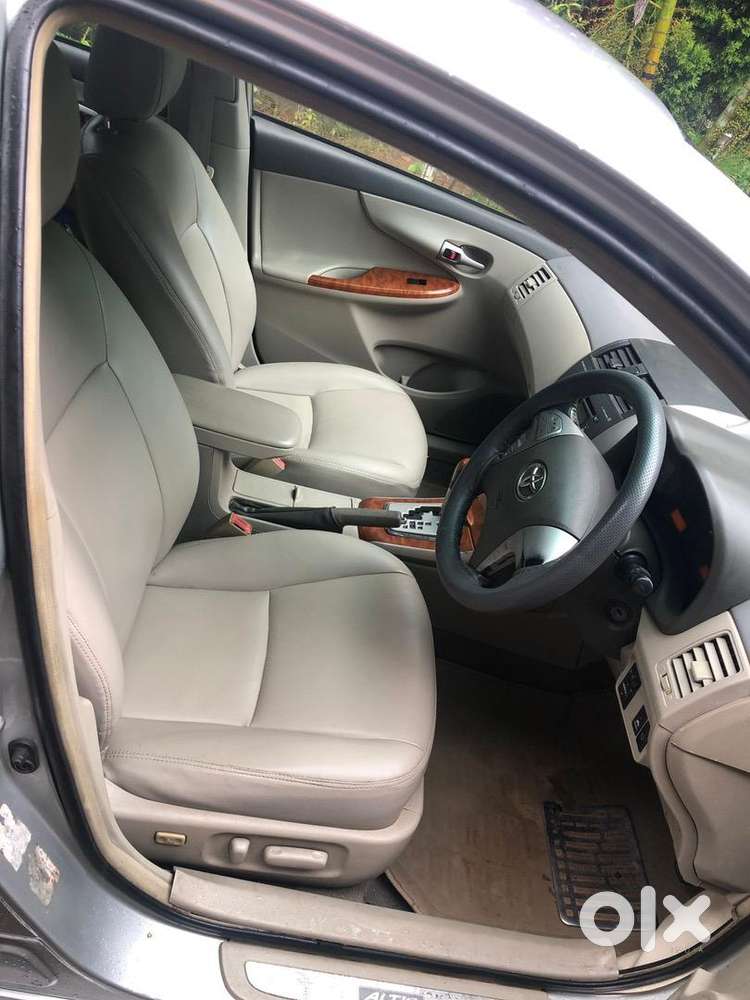 Automatic Corolla Altis