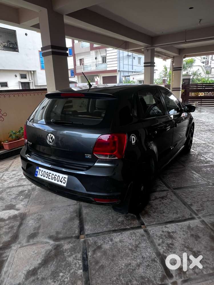 Volkswagen Polo 1.5 Tdi – 2015  Carbon Grey Metallic