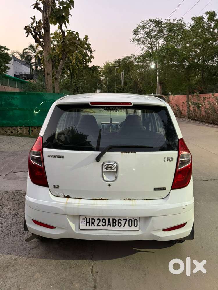 Hyundai I10 Sportz Petrol 2011