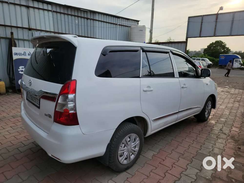 Toyota Innova 2016 Diesel Well Maintained