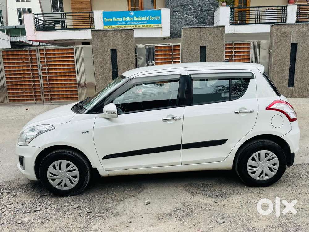 Maruti Suzuki Swift Vxi + Manual, 2016, Petrol