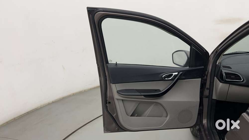 Tata Tiago Xz, 2019, Petrol