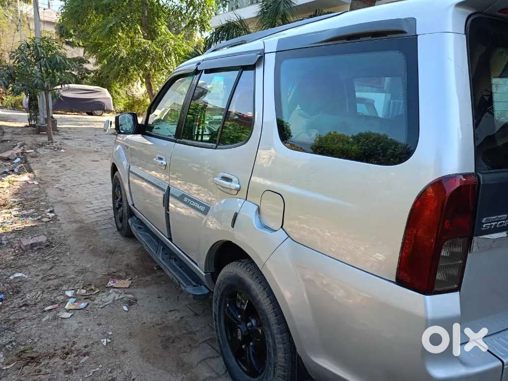 Tata Safari Storme 2017 Diesel Well Maintained