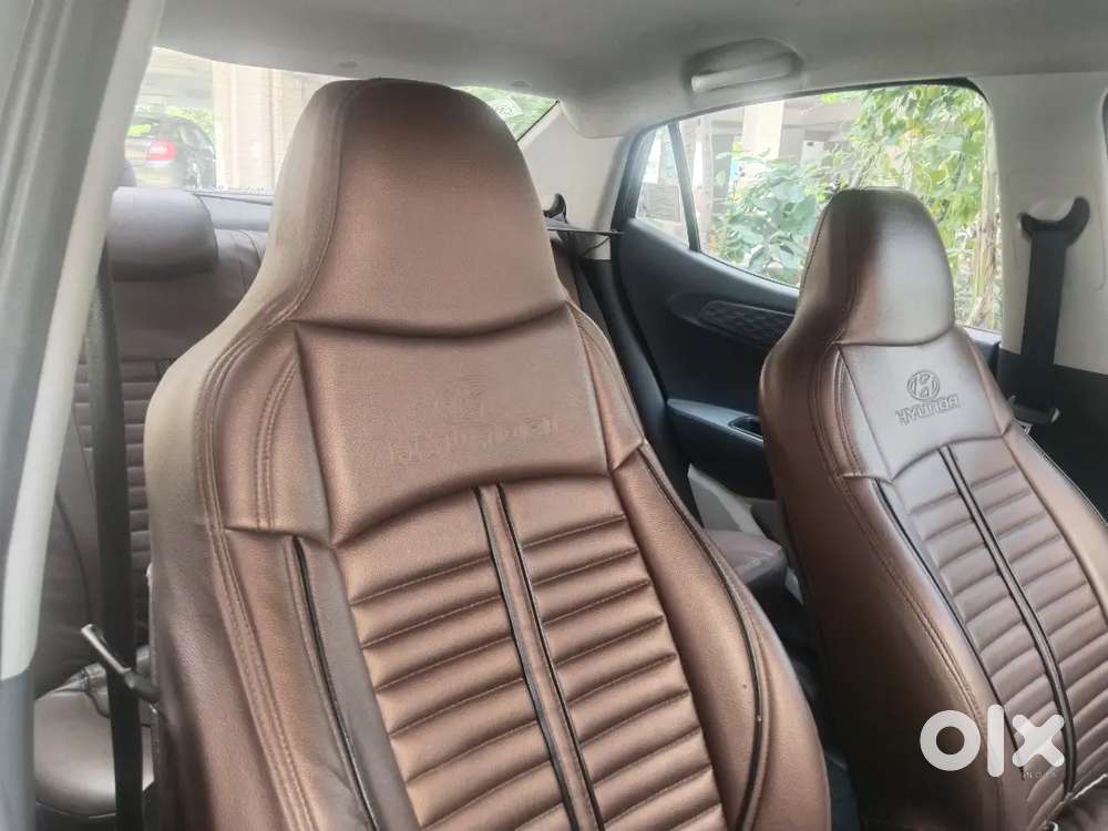 Hyundai Aura 2022 सीएनजी और अन्य 95000 Km Driven