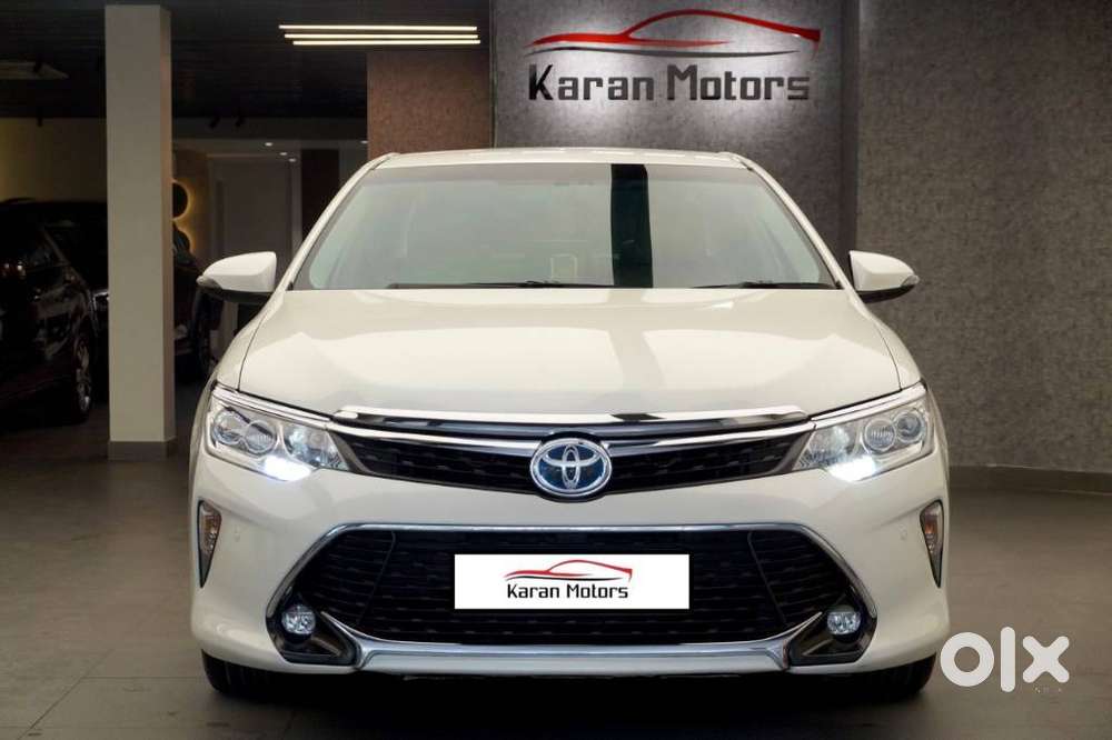Toyota Camry Hybrid, 2017, Petrol
