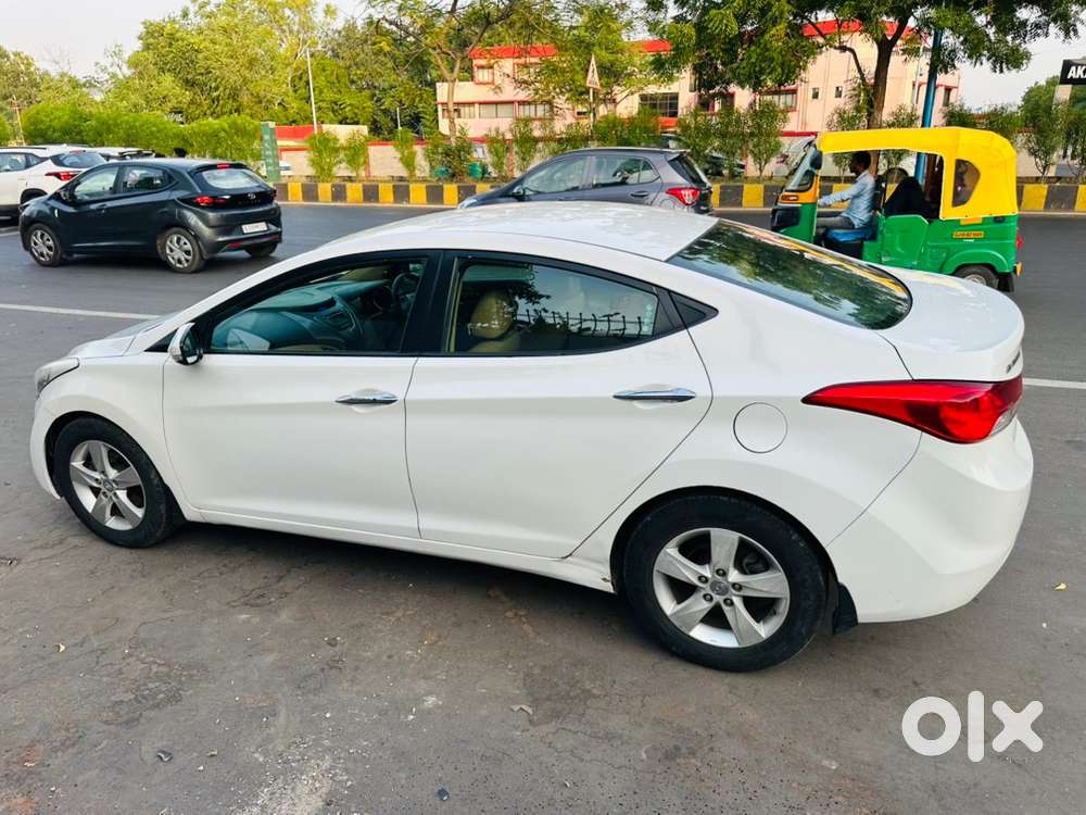 Hyundai Elantra Diesel Automatic 2013