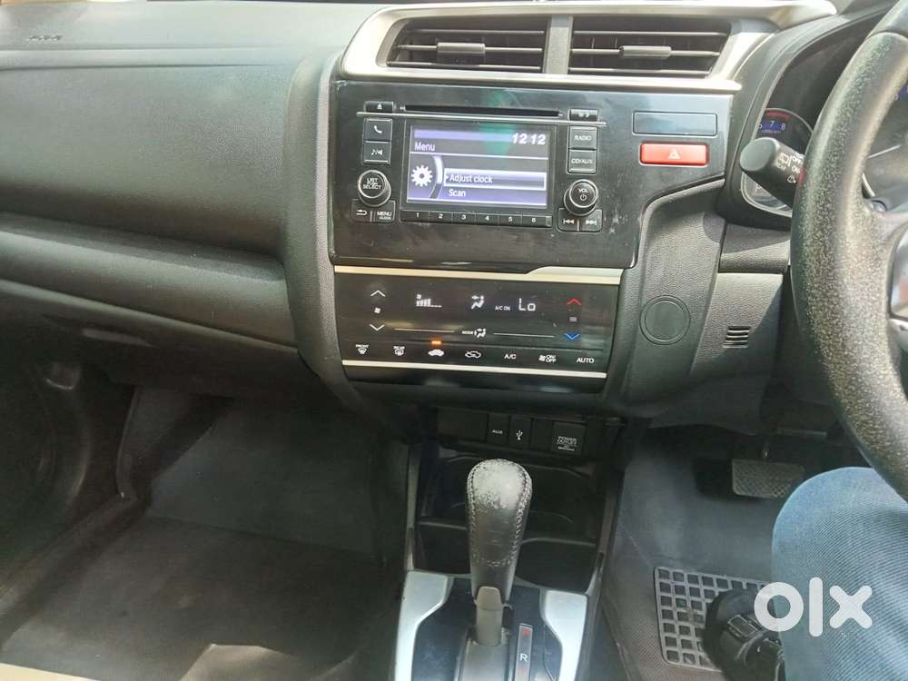 Honda Jazz V Cvt, 2016, Petrol