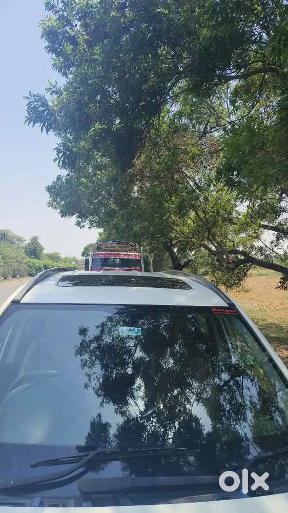 Mahindra Xuv500 2018 Diesel 83900 Km Driven
