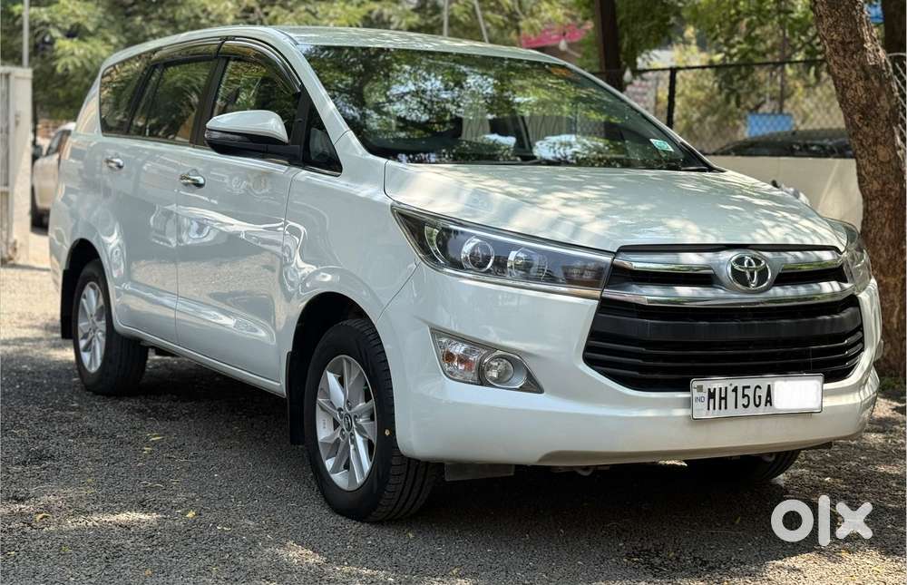 Toyota Innova Crysta 2.4 V 8 Str, 2017, Diesel