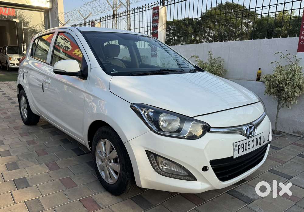 Hyundai I20 Sportz 1.2 Bs-iv, 2013, Diesel