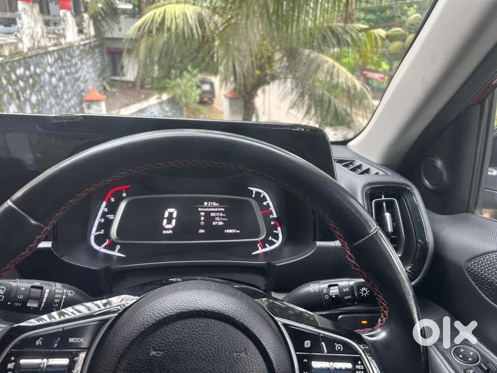 Kia Sonet 2021 Diesel Well Maintained