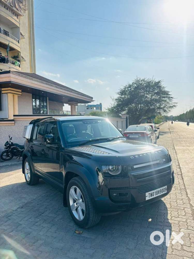 Land Rover Defender 2022 Diesel 33000 Km Driven