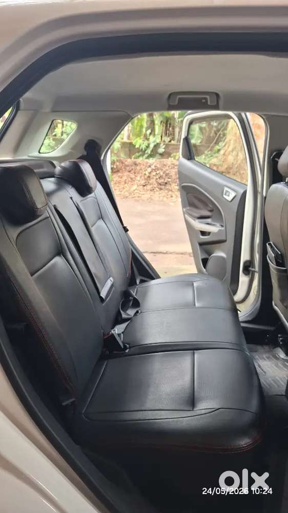 Ecosport Petrol  41810 Km  Rs. 625000/-