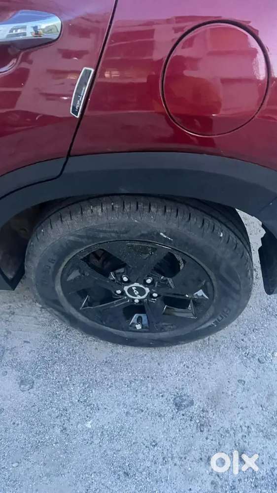 Very Good Condition Vehicle Brand New Tyer