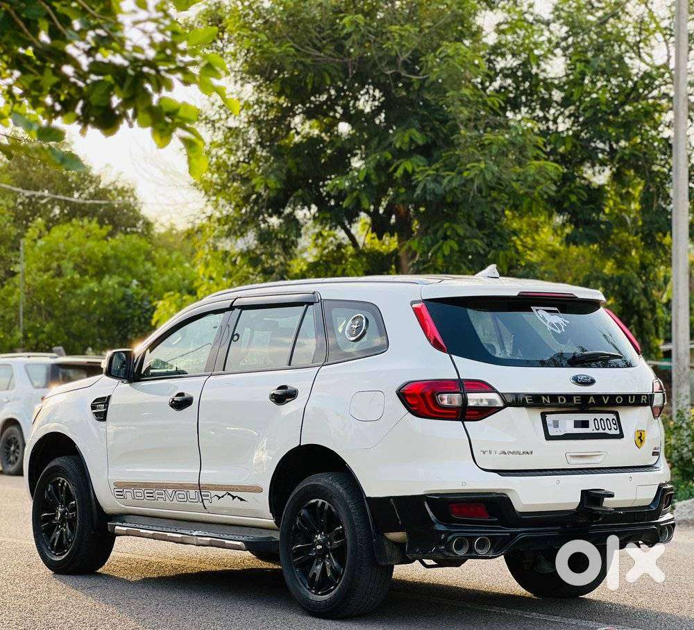 Ford Endeavour 3.2 Titanium At 4x4, 2016, Diesel