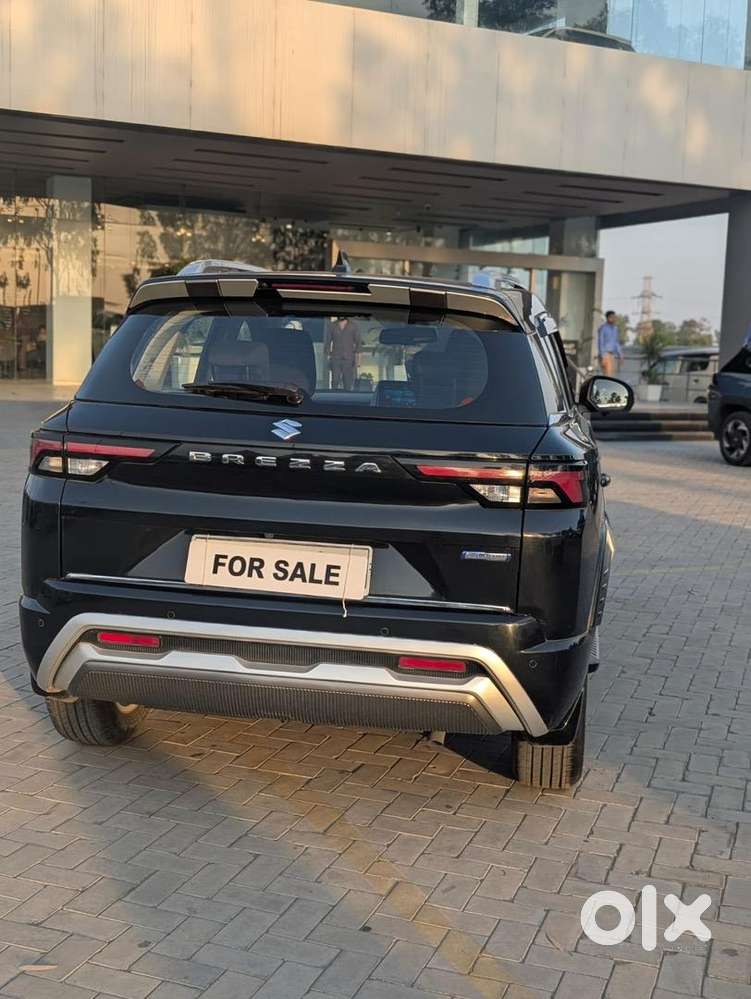 Maruti Suzuki Brezza 2024 Petrol 14000 Km Driven