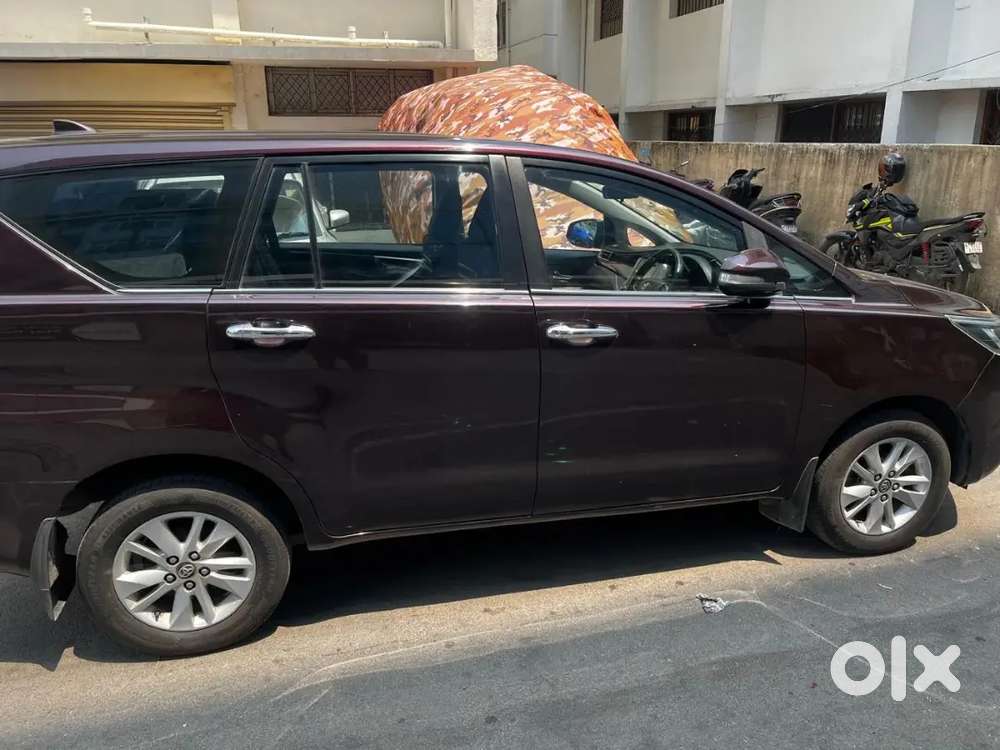 Toyota Innova Crysta Diesel Mt 2017