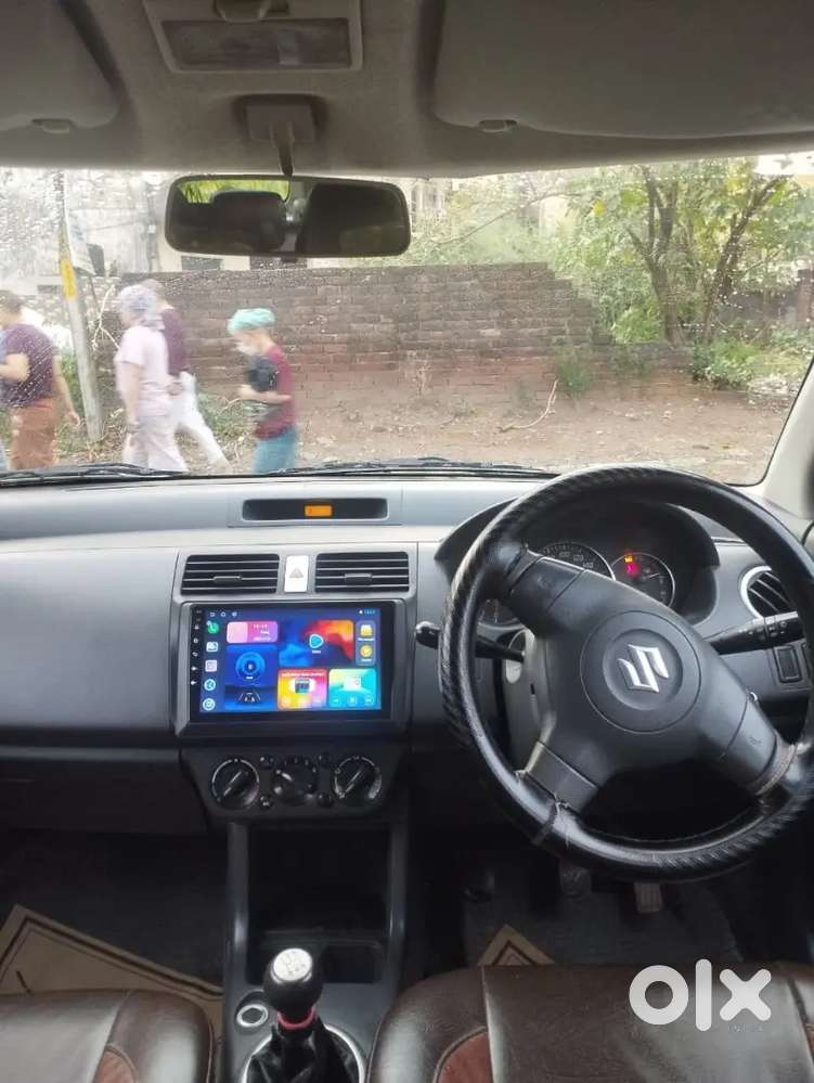 Maruti Suzuki Swift Zxi 2010